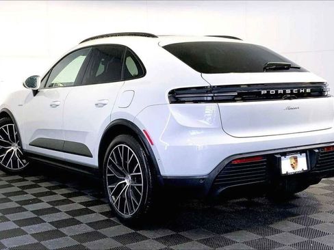 New 2025 Porsche Macan Electric image 88