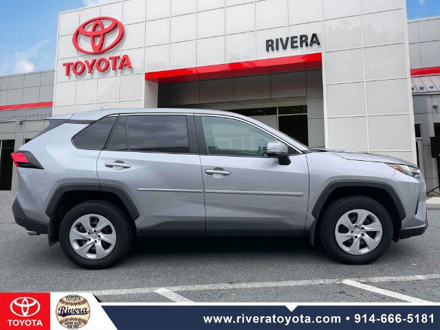 Certified 2025 Toyota RAV4 LE AWD/4WD image 6