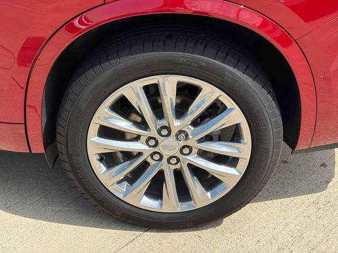 Used 2024 Cadillac XT6 Premium Luxury w/ Technology Package FWD image 9