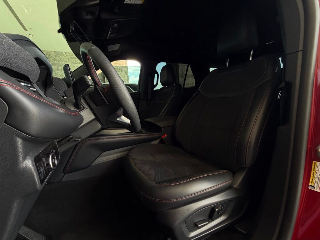 Used 2026 Ford Explorer ST w/ Sun And Sound Package AWD/4WD image 6