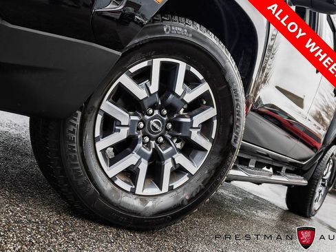 Used 2024 Nissan Frontier SL w/ Technology Package image 16