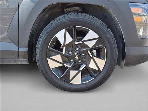 Used 2024 Hyundai Kona SEL FWD image 21