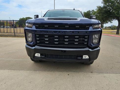 Used 2022 Chevrolet Silverado 2500 Custom w/ Custom Value Package AWD/4WD image 8