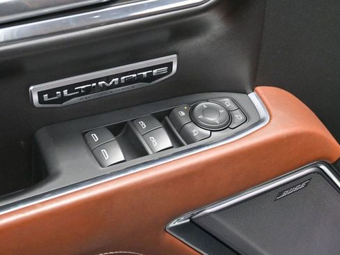 Used 2023 GMC Sierra 1500 Denali Ultimate image 11