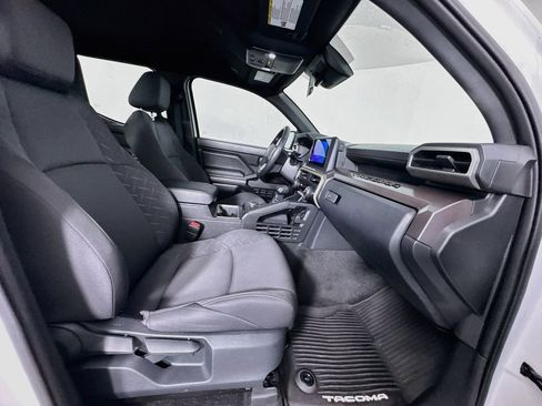 Used 2024 Toyota Tacoma SR5 image 30