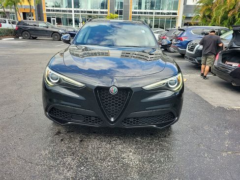 Used 2021 Alfa Romeo Stelvio Sprint w/ Nero Edizione RWD image 3