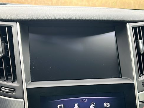 Used 2019 INFINITI Q60 3.0t Luxe w/ Essential Package image 29