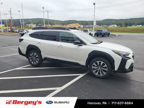 New 2025 Subaru Outback Limited image 5