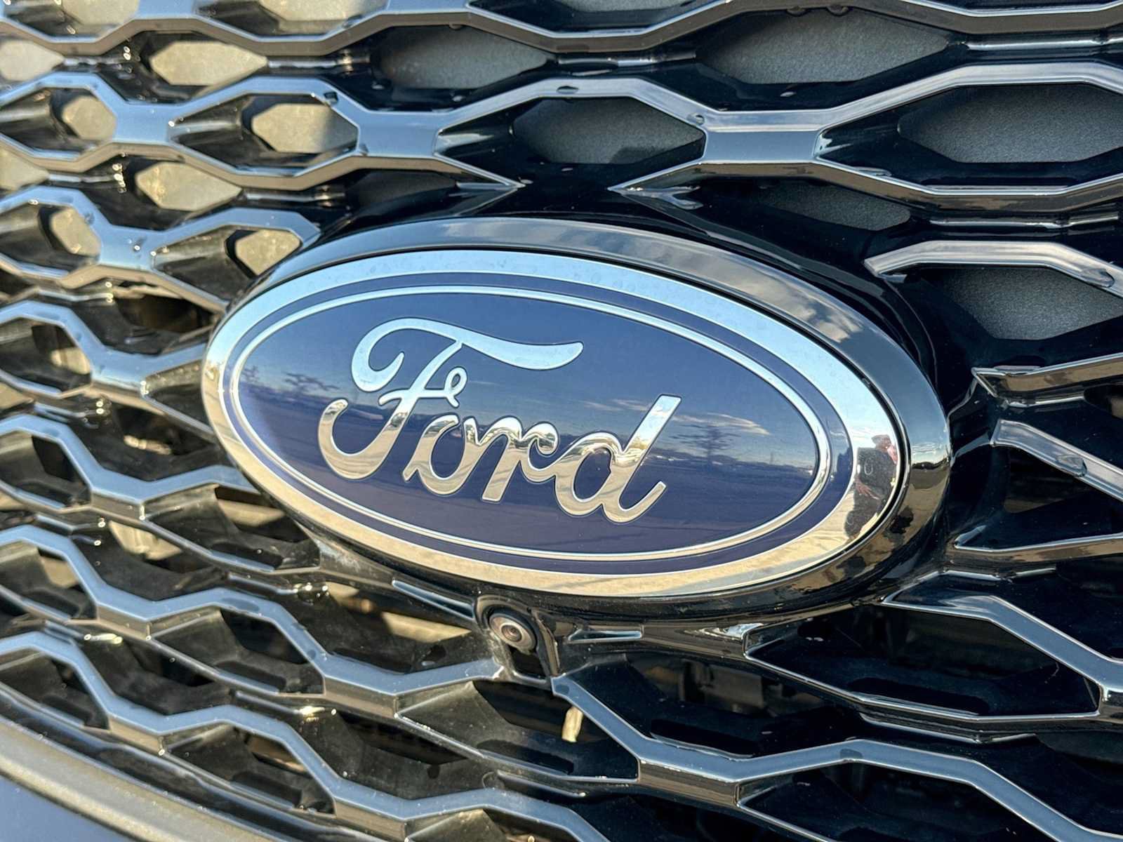 Used 2024 Ford Explorer ST AWD/4WD image 11
