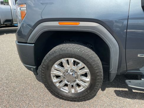 Used 2020 GMC Sierra 2500 Denali w/ Denali Ultimate Package AWD/4WD image 12