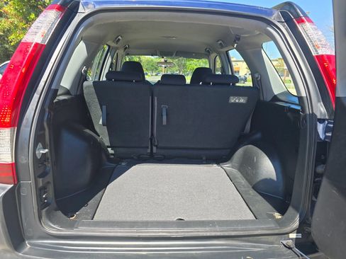 Used 2005 Honda CR-V LX image 10