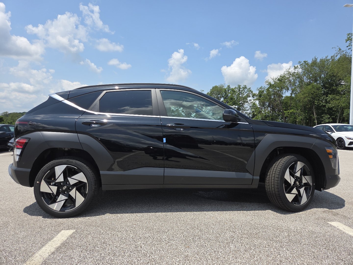 New 2026 Hyundai Kona Limited AWD/4WD image 24