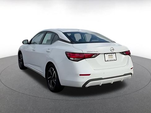 Used 2025 Nissan Sentra SV FWD image 10