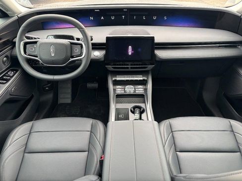 New 2026 Lincoln Nautilus Premier w/ Equipment Group 102A AWD/4WD image 11