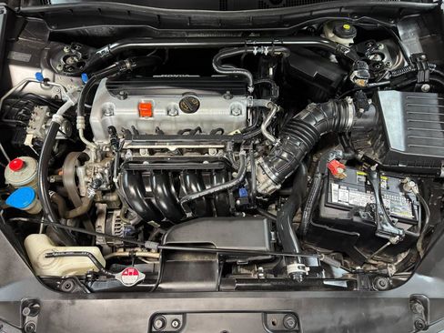 Used 2011 Honda Accord EX-L image 30