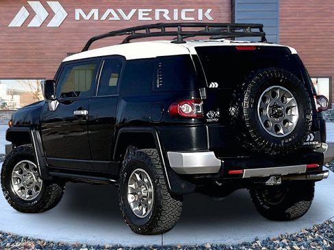 Used 2012 Toyota FJ Cruiser 4WD image 4