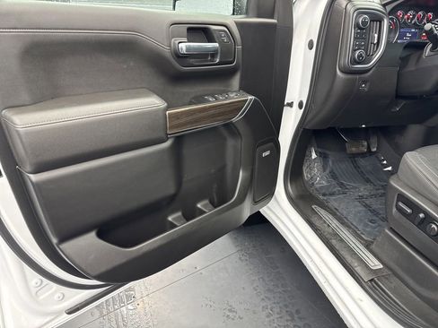Used 2022 Chevrolet Silverado 1500 LT Trail Boss w/ Convenience Package II AWD/4WD image 30