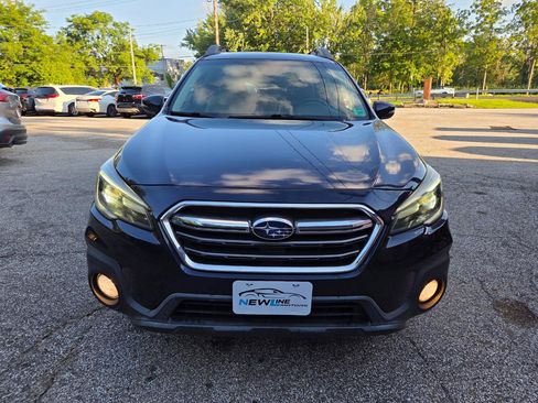 Used 2018 Subaru Outback 2.5i Limited AWD/4WD image 3