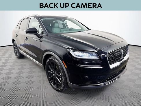 Used 2021 Lincoln Nautilus Reserve w/ Monochromatic Package FWD image 3