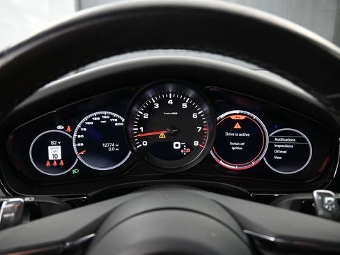 Used 2022 Porsche Panamera 4S image 9