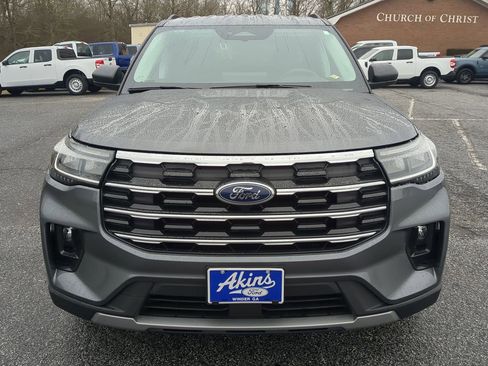 Certified 2025 Ford Explorer Active w/ Active Comfort Package image 7