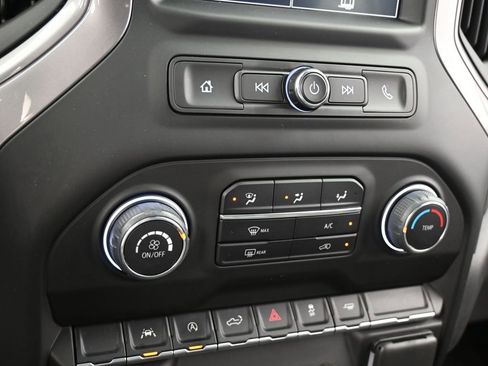 Used 2022 Chevrolet Silverado 1500 Custom image 21