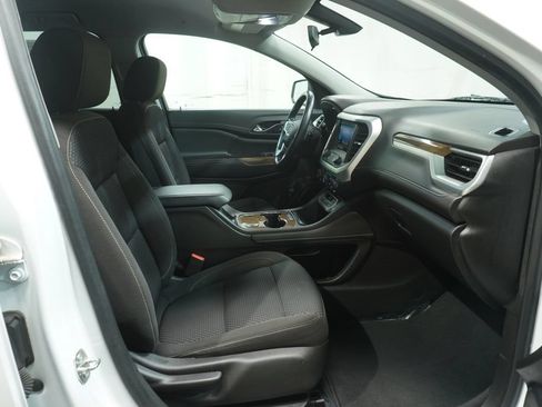 Used 2020 GMC Acadia SLE w/ Driver Convenience Package FWD image 14