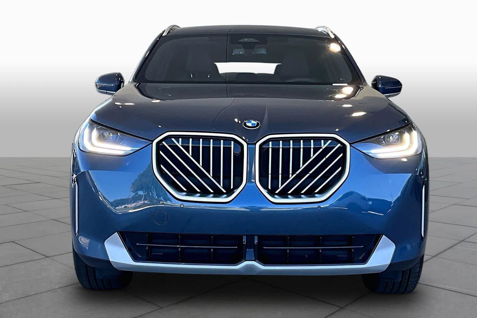 Used 2026 BMW X3 xDrive30i AWD/4WD image 3