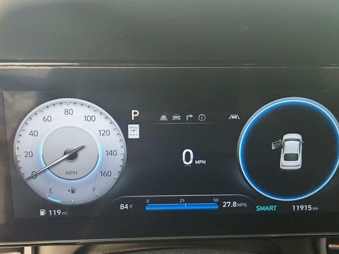 Used 2024 Hyundai Elantra SEL FWD image 16