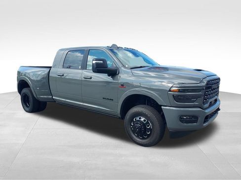 New 2026 RAM 3500 Limited AWD/4WD image 7