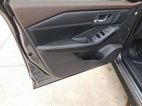 Certified 2023 Nissan Rogue SV w/ SV Premium Package FWD image 28