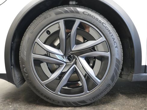 Used 2026 Tesla Model X AWD/4WD image 22