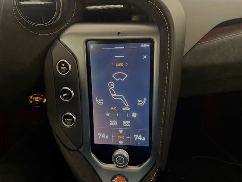 Used 2025 McLaren 750S Spider image 16