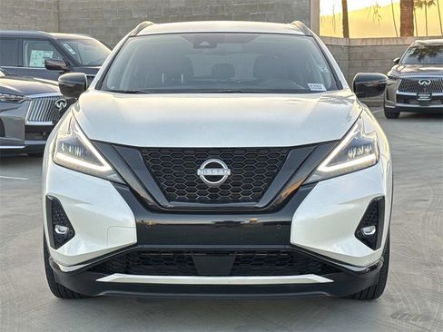 Used 2024 Nissan Murano SV w/ SV Midnight Edition Package image 3