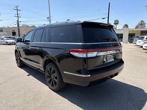Used 2023 Lincoln Navigator L Reserve w/ Monochromatic Package AWD/4WD image 5
