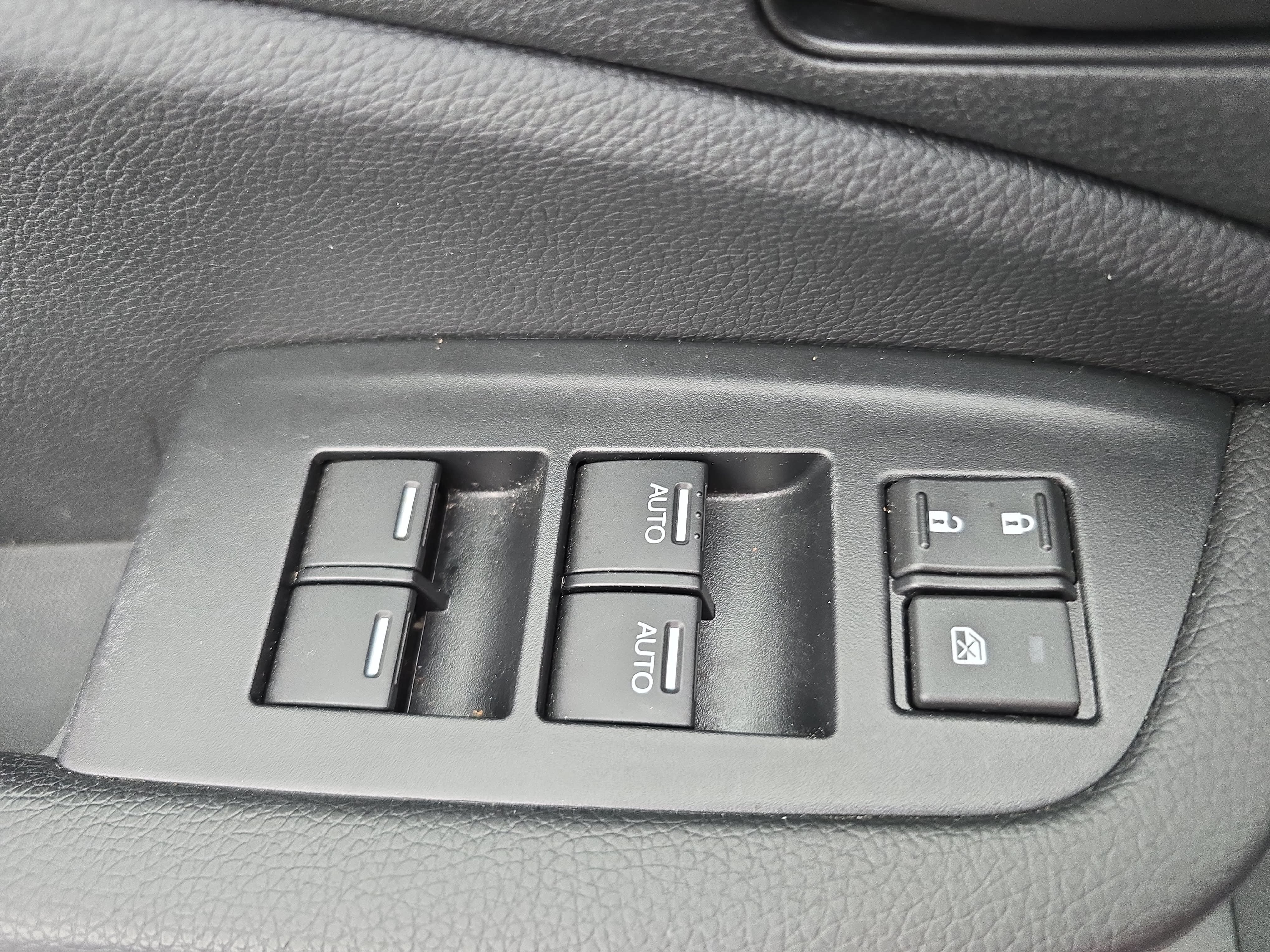 Certified 2024 Honda Passport TrailSport image 28