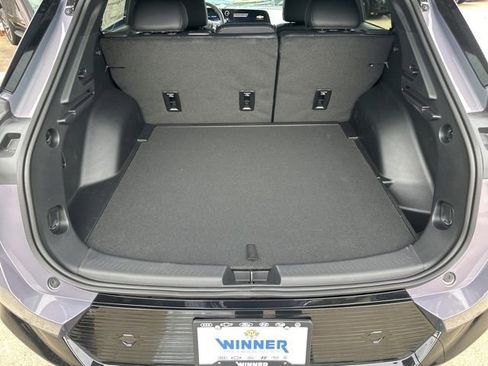 New 2026 Chevrolet Equinox EV LT image 11