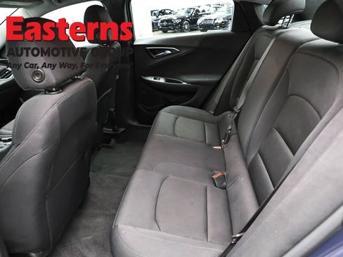 Used 2025 Chevrolet Malibu RS FWD image 20