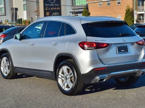 Used 2021 Mercedes-Benz GLA 250 4MATIC w/ Premium Package image 5