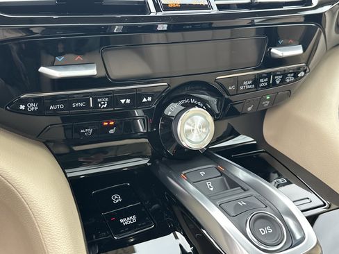 New 2026 Acura MDX SH-AWD image 26