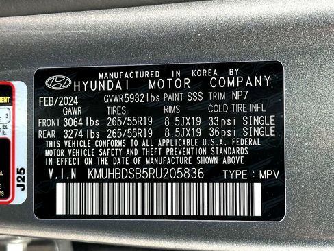 Used 2024 Genesis GV80 2.5T AWD/4WD image 33
