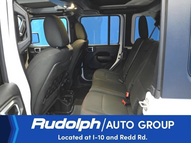 Used 2021 Jeep Wrangler Unlimited Rubicon AWD/4WD image 24
