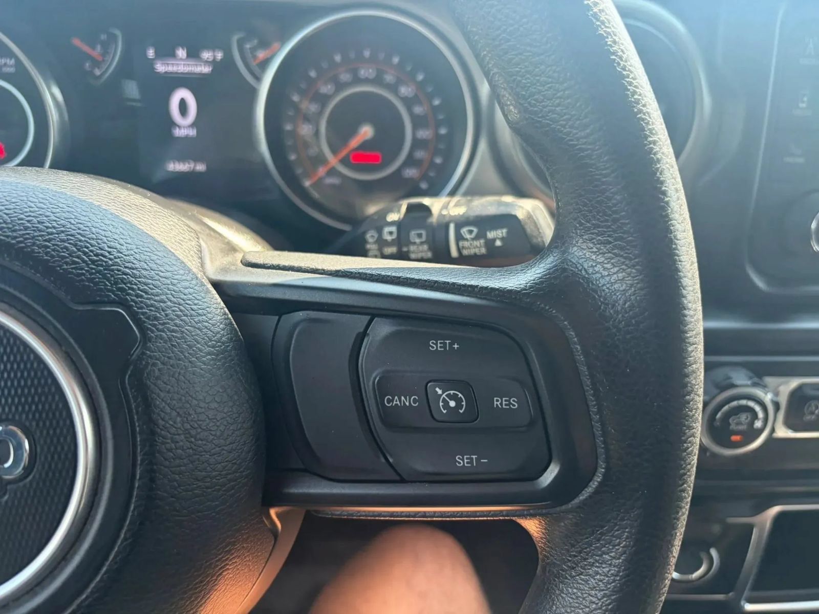 Used 2021 Jeep Wrangler Sport AWD/4WD image 15