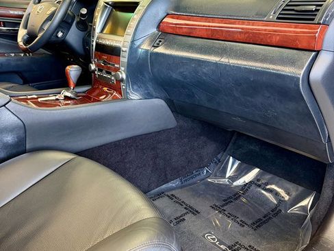 Used 2007 Lexus LS 460 image 12