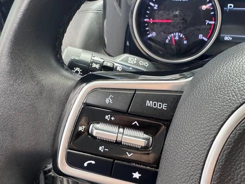 Used 2022 Kia Carnival SX FWD image 14