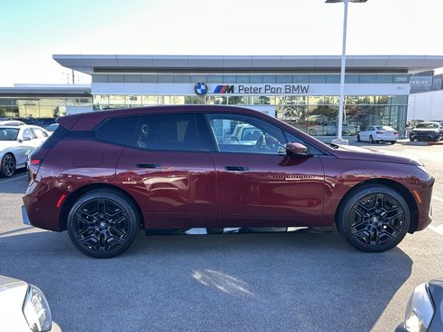 Used 2026 BMW iX xDrive45 w/ M Sport Package AWD/4WD image 6