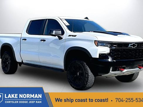 Used 2022 Chevrolet Silverado 1500 ZR2 w/ Technology Package AWD/4WD image 1