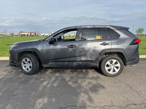 Used 2023 Toyota RAV4 LE image 6