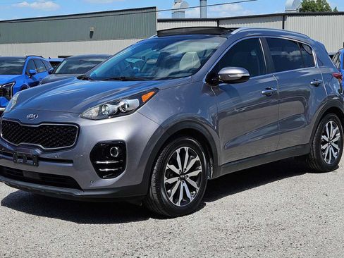 Used 2017 Kia Sportage EX w/ EX Technology Package FWD image 10