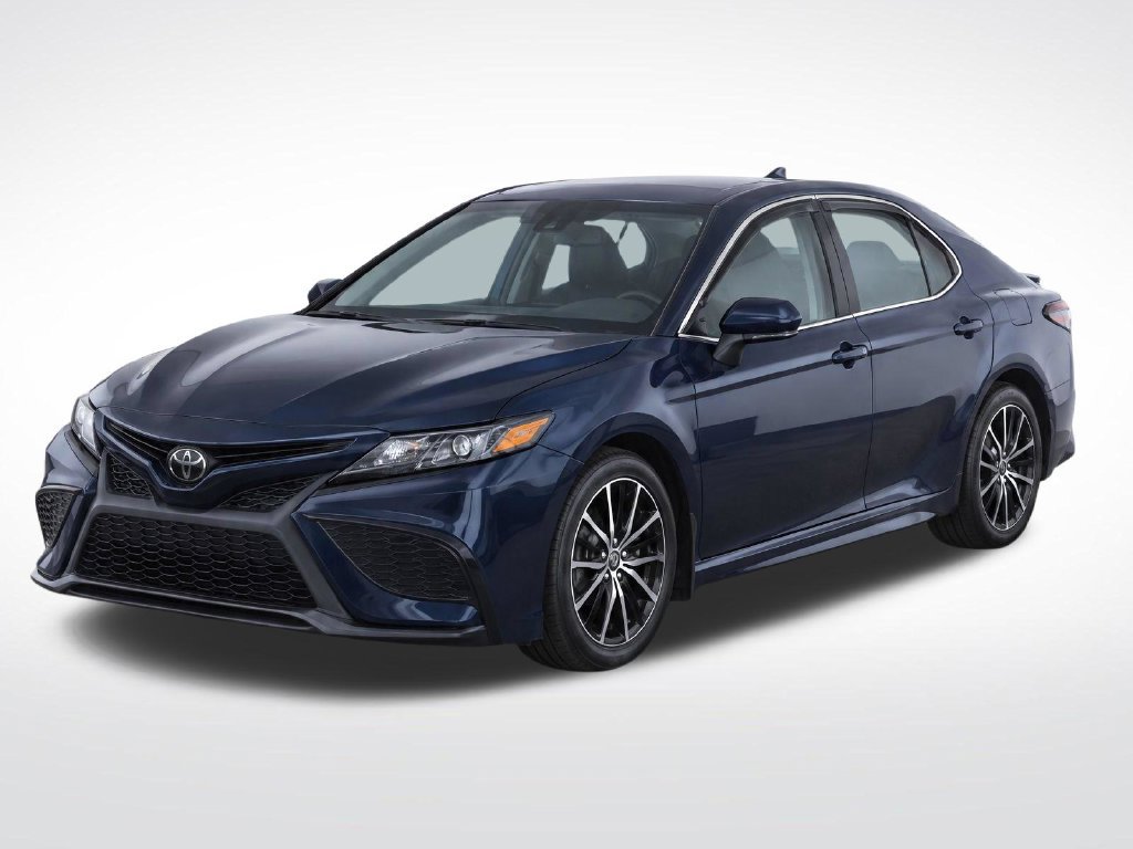 Used 2021 Toyota Camry SE w/ Convenience Package FWD image 2